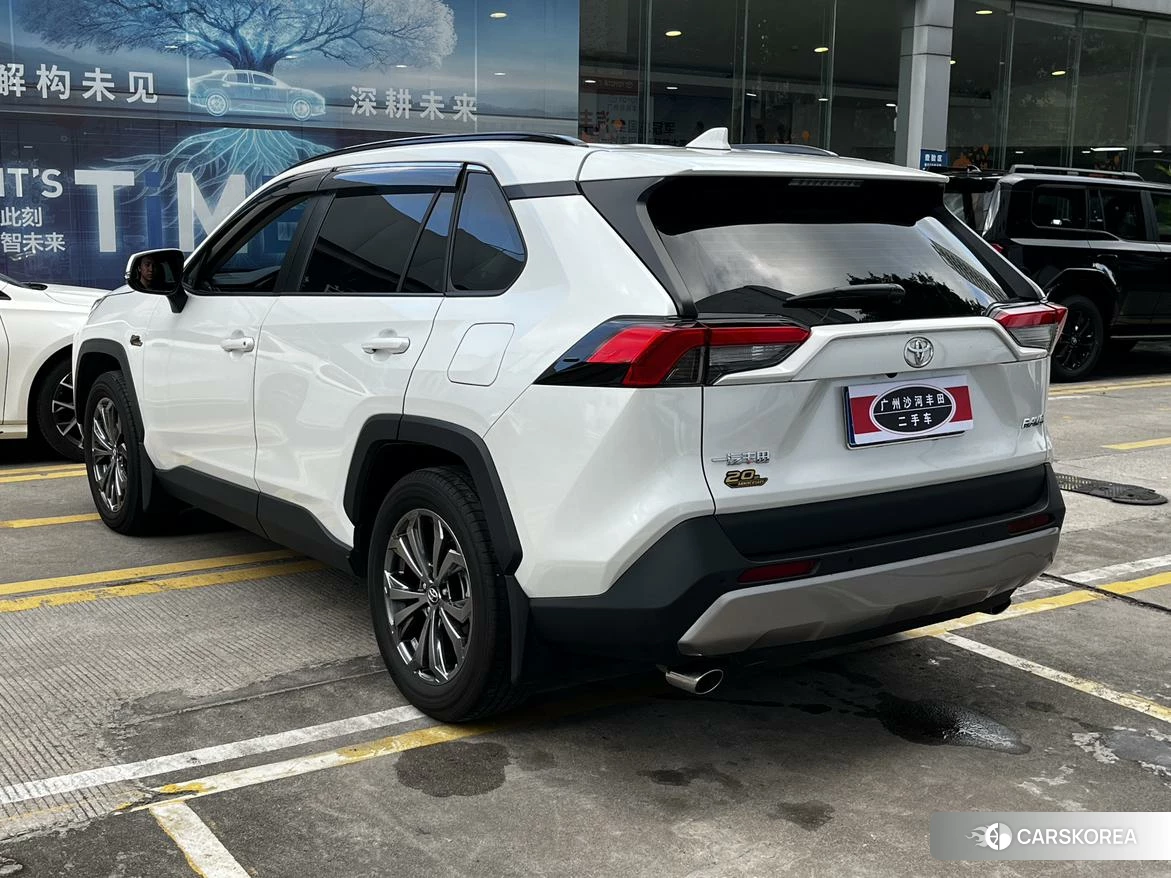 Toyota RAV4 Rongfang id 4420998 из Китая 27