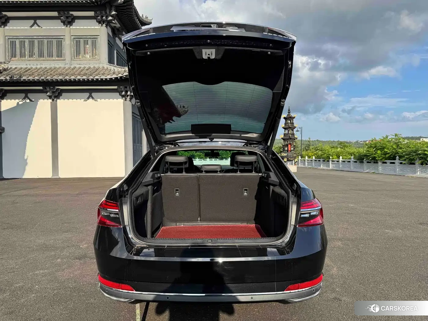 Skoda Superb id 4628221 из Китая 23