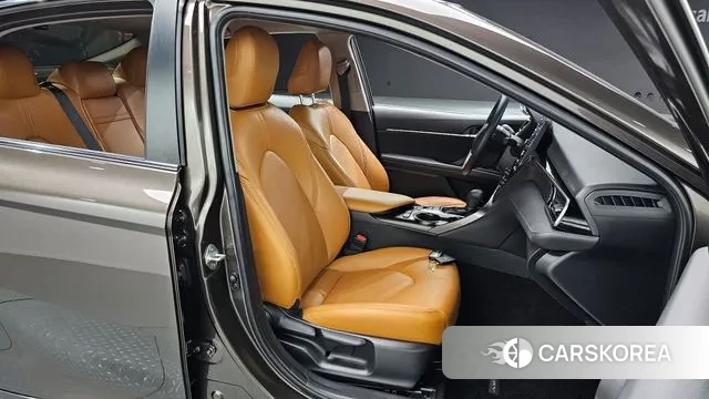 Toyota Camry (XV70) id 3359575 из Кореи 20