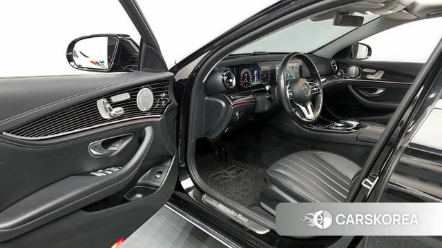 Mercedes-Benz E-Class W213 id 3899120 из Кореи 20