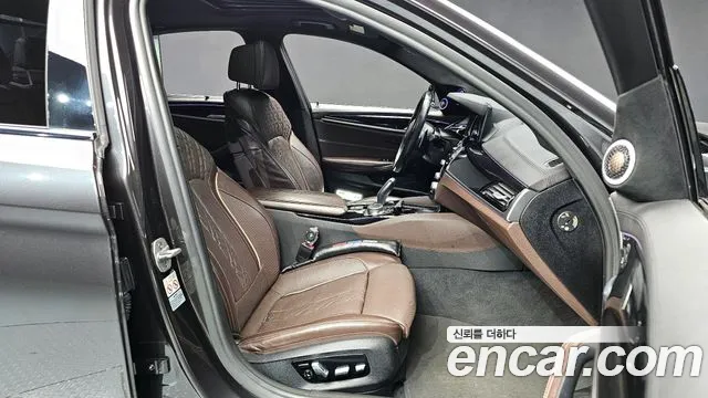 BMW 5 Series (G30) id 2797994 из Кореи 20