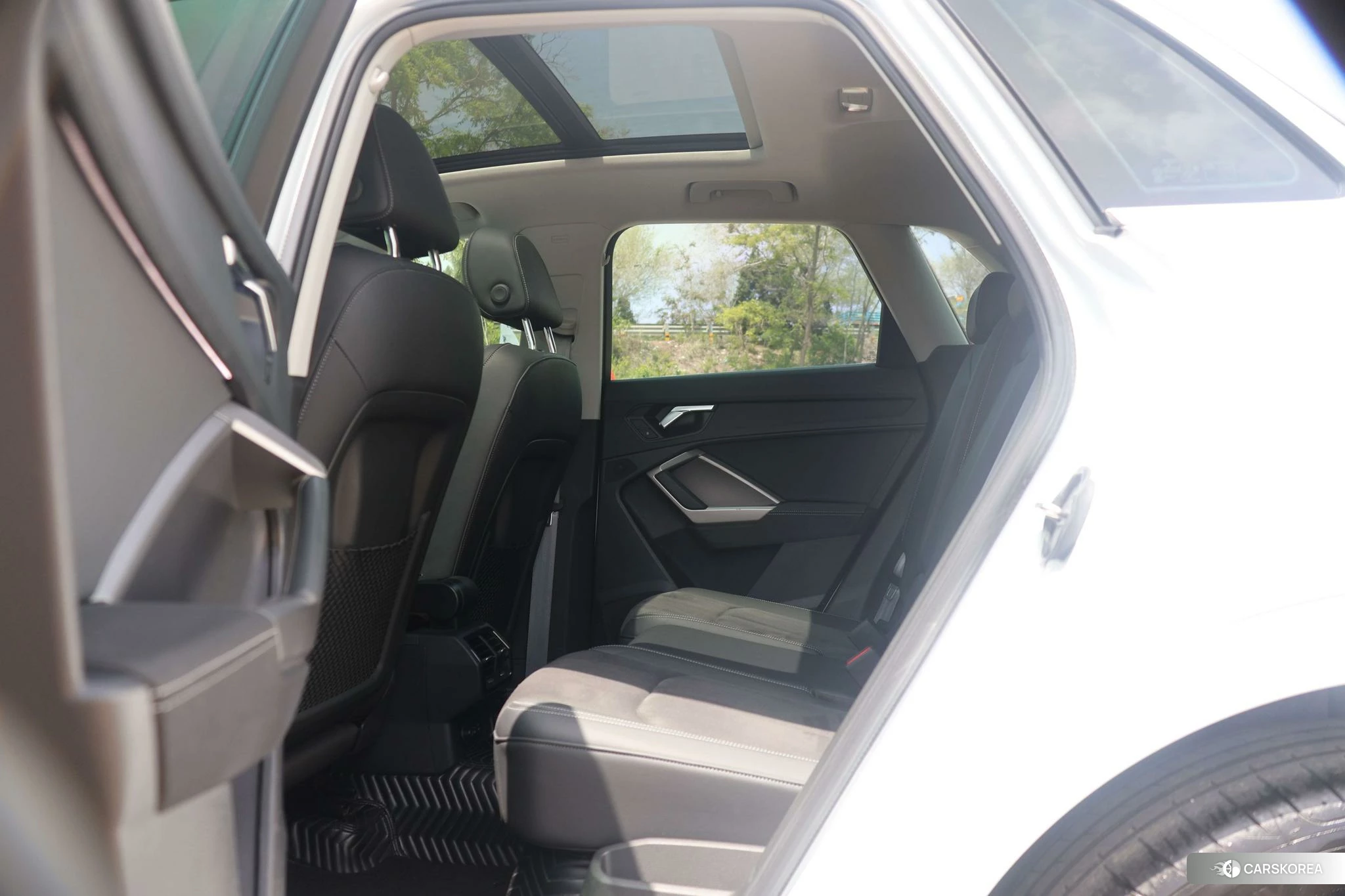 Audi Q3 id 4479241 из Китая 30