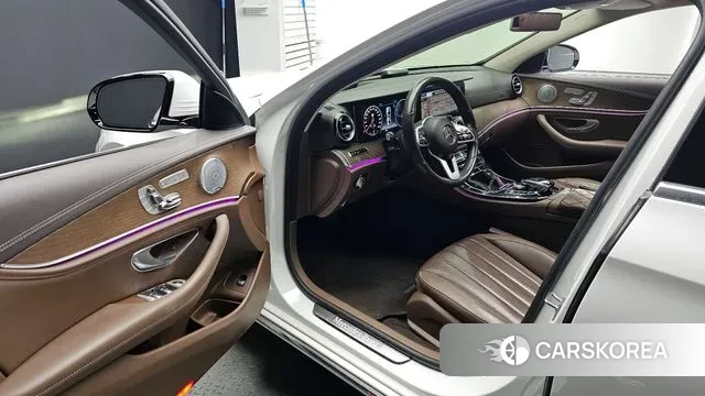 Mercedes-Benz E-Class W213 id 3607875 из Кореи 20