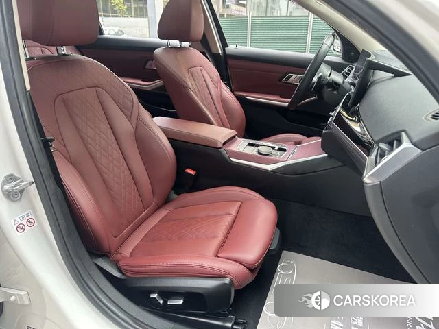 BMW 3 series id 4367074 из Китая 27