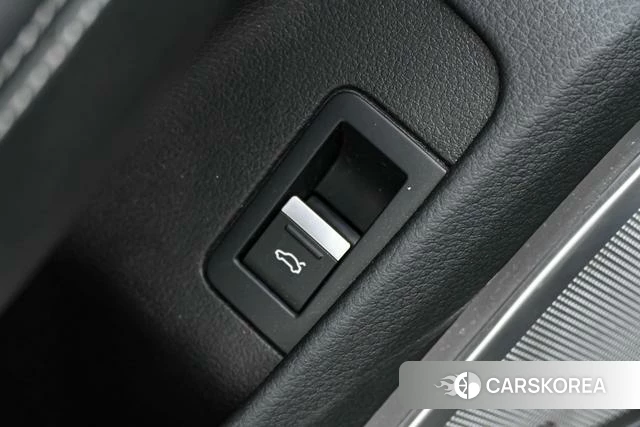 Audi A6L id 4335007 из Китая 37