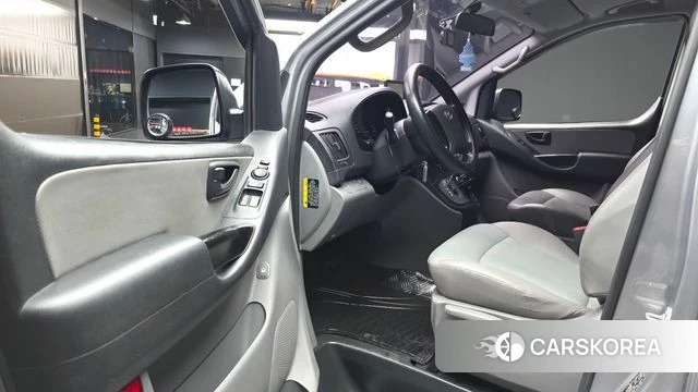 Hyundai The New Grand Starex id 4435728 из Кореи 20