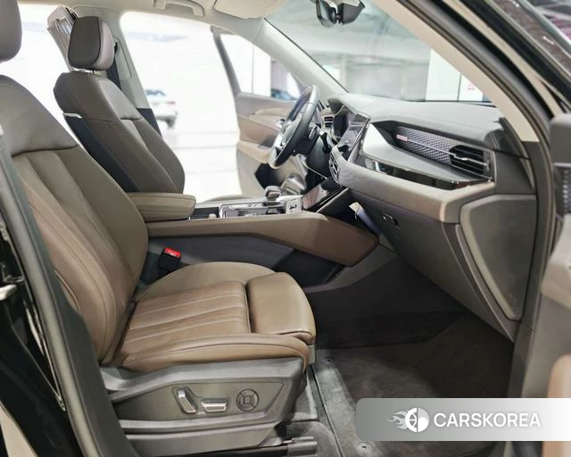 Audi Q6 id 4278533 из Китая 17