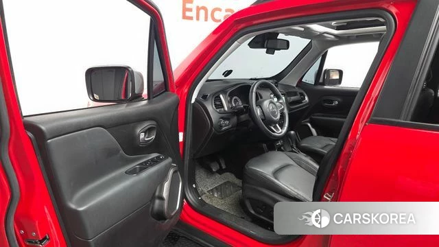 Jeep Renegade id 4636445 из Кореи 20