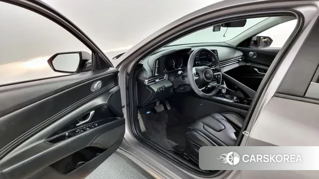 Hyundai Avante Hybrid (CN7) id 2960205 из Кореи 20