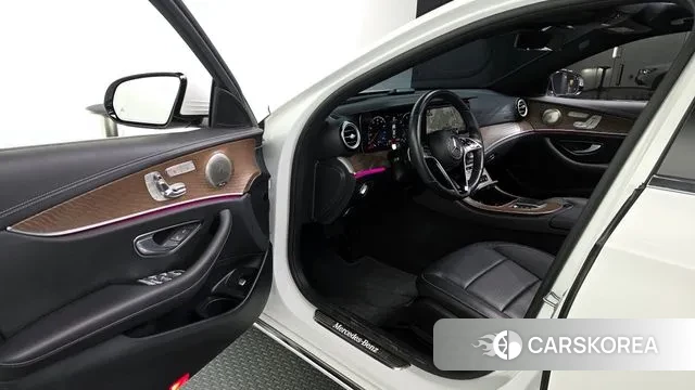 Mercedes-Benz E-Class W213 id 3508754 из Кореи 20
