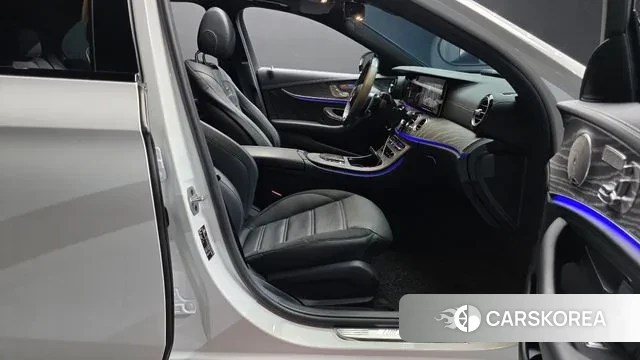 Mercedes-Benz E-Class W213 id 3426980 из Кореи 20