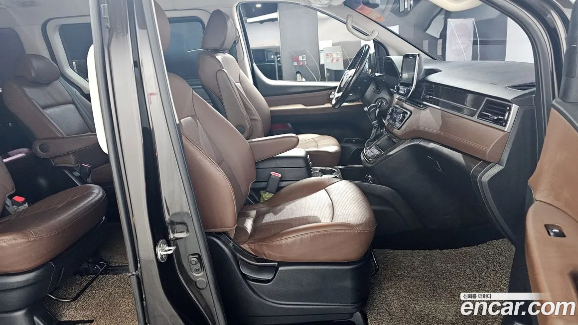 Hyundai The New Grand Starex id 2113360 из Кореи 20