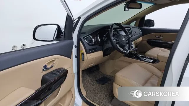 Kia The New Carnival id 3703410 из Кореи 20