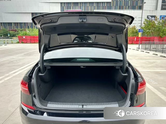 Volkswagen Passat PHEV id 4221893 из Китая 20