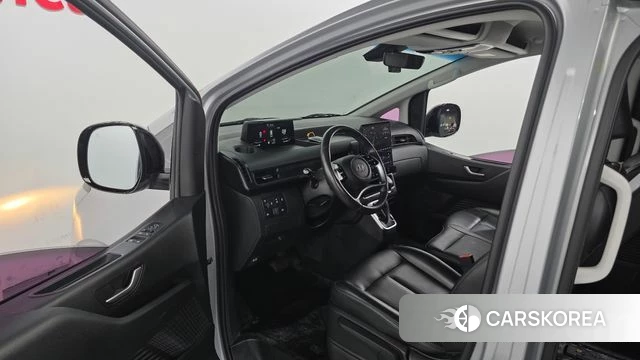 Hyundai Staria id 4567351 из Кореи 31