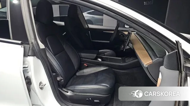 Tesla Model 3 id 2895553 из Кореи 20