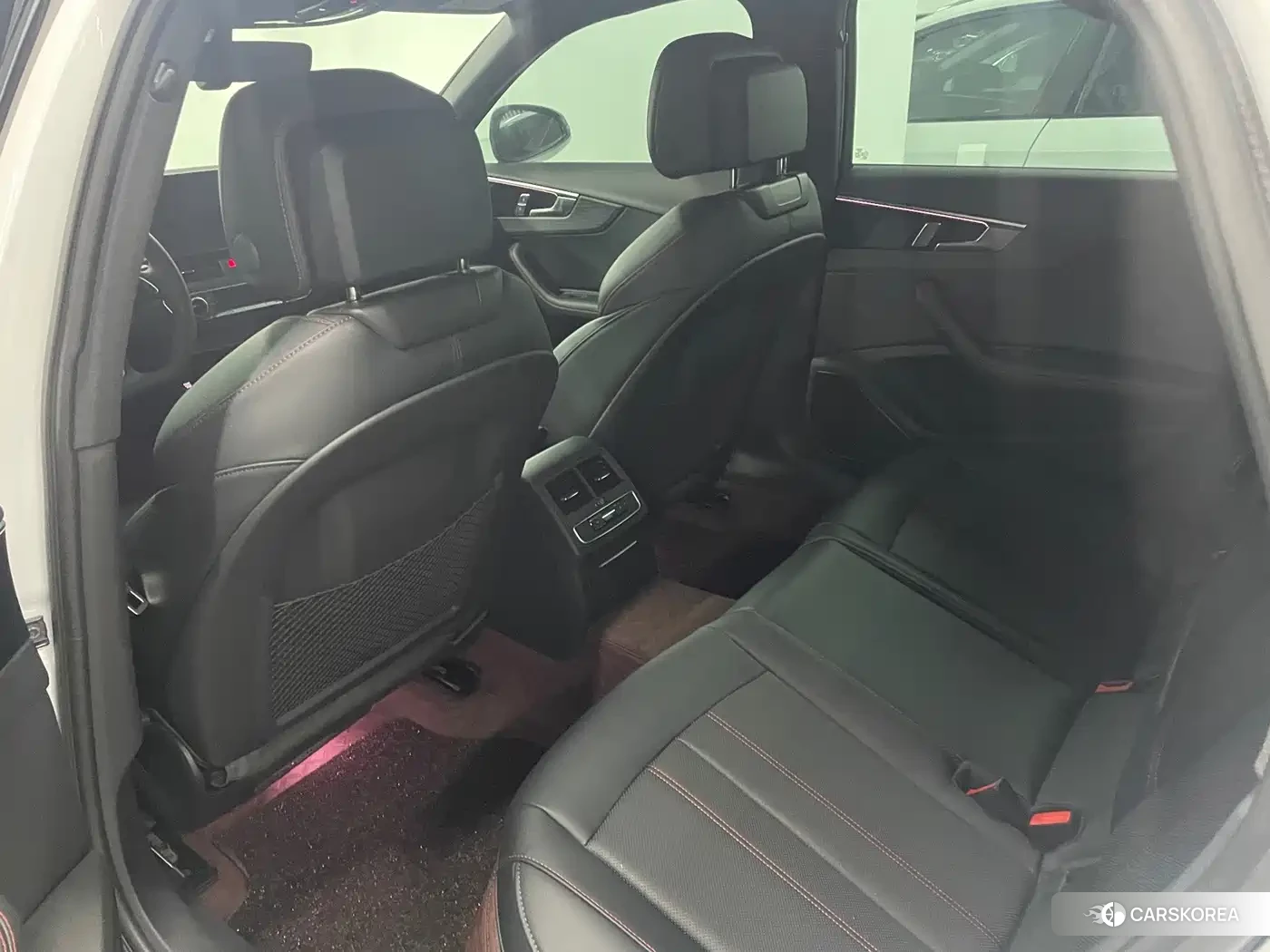 Audi A4L id 4664629 из Китая 16
