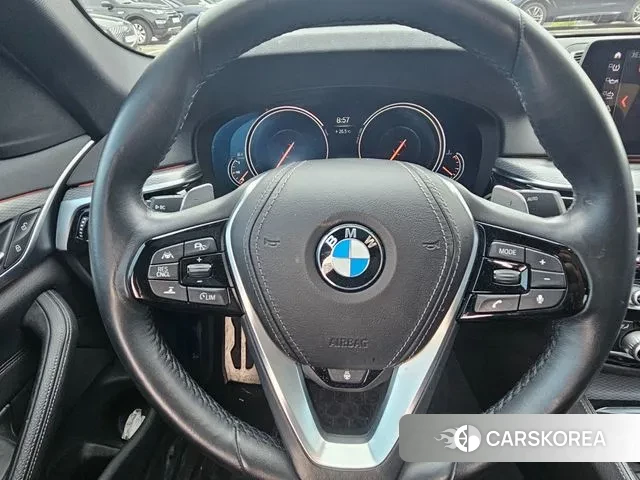 BMW 5 Series (G30) id 3034397 из Кореи 20