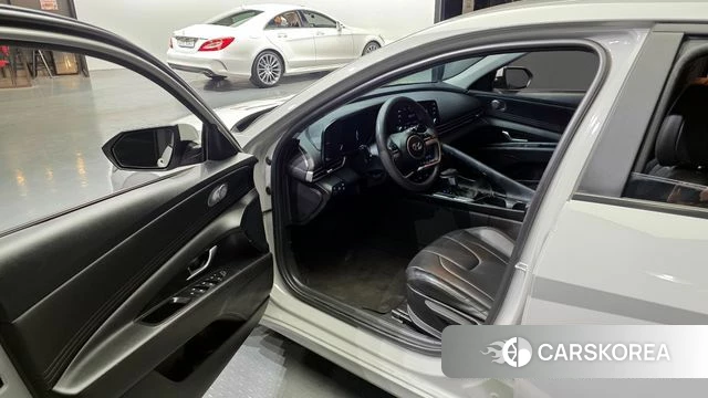 Hyundai Avante Hybrid (CN7) id 3839683 из Кореи 20