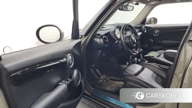 Mini Cooper S id 3682546 из Кореи 20