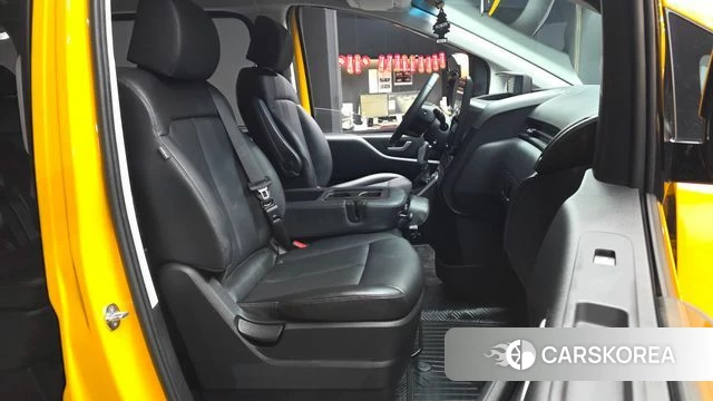 Hyundai Staria id 4928972 из Кореи 32