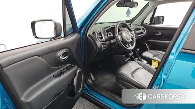 Jeep Renegade id 3367983 из Кореи 20