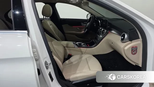 Mercedes-Benz C-Class W205 id 3703628 из Кореи 20