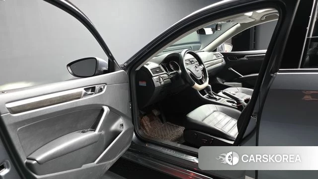 Volkswagen The New Passat id 4520694 из Кореи 20