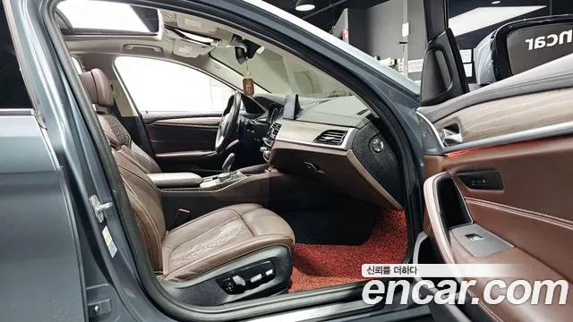 BMW 5 Series (G30) id 2699503 из Кореи 20