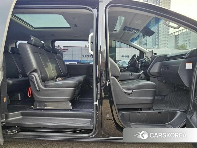 Hyundai Staria id 4194043 из Кореи 20