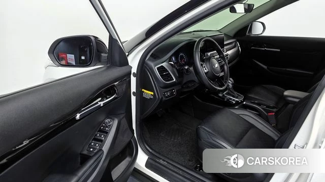 Kia Seltos id 3828536 из Кореи 20