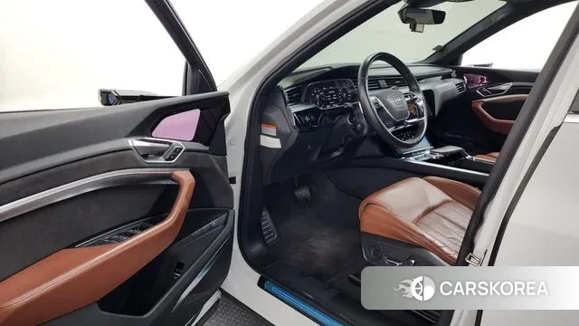 Audi e-Tron id 3519755 из Кореи 20