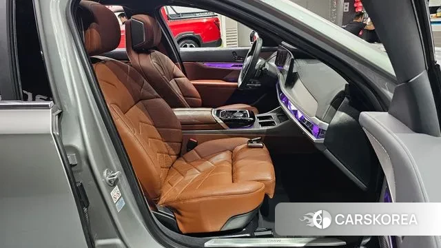 BMW 7 Series (G70) id 3289395 из Кореи 20