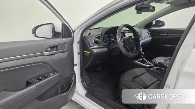 Hyundai Avante AD id 4596371 из Кореи 36