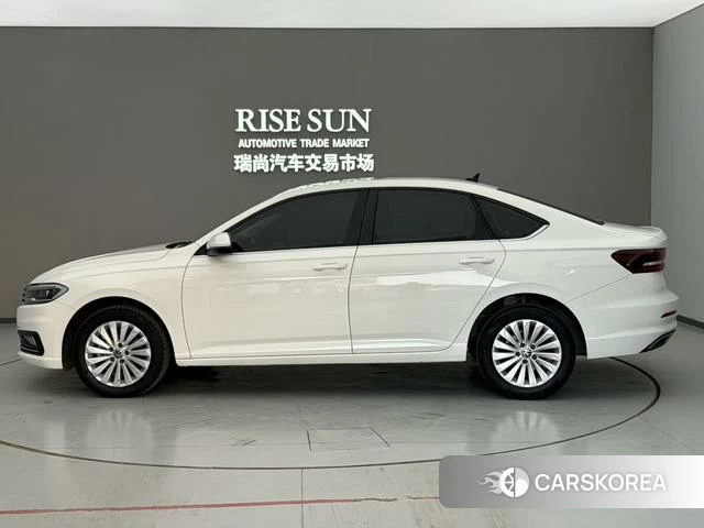 Volkswagen Lavida id 4238302 из Китая 13