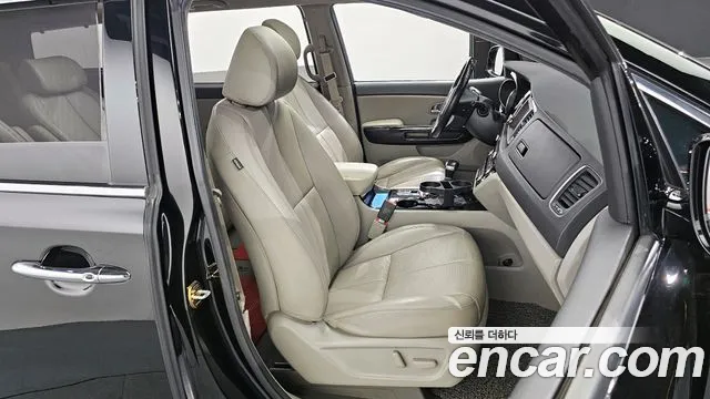 Kia The New Carnival id 2347063 из Кореи 20