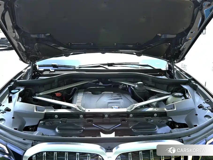BMW X7 id 4599667 из Китая 16