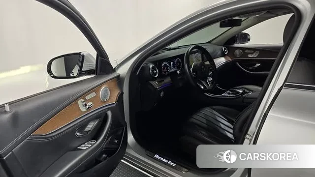 Mercedes-Benz E-Class W213 id 3302619 из Кореи 20