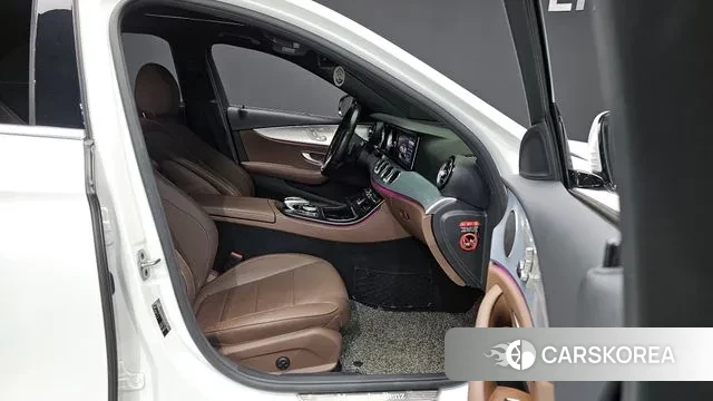 Mercedes-Benz E-Class W213 id 3535815 из Кореи 20