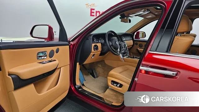 Rolls-Royce Cullinan id 3492304 из Кореи 20