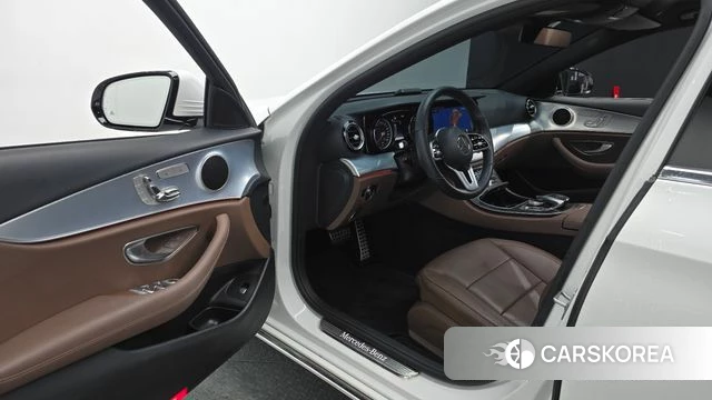 Mercedes-Benz E-Class W213 id 3911513 из Кореи 20