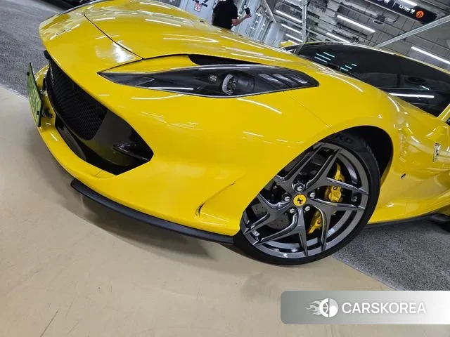 Ferrari 812 Superfast id 3044973 из Кореи 18