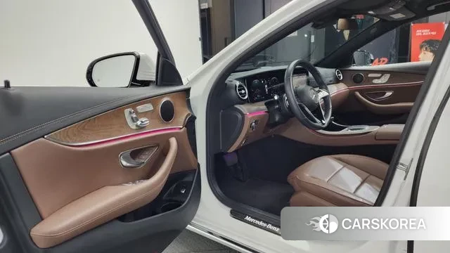 Mercedes-Benz E-Class W213 id 3649965 из Кореи 20