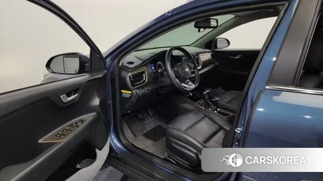 Kia Stonic id 3766825 из Кореи 20