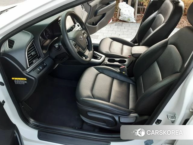 Hyundai Avante AD id 3955808 из Кореи 20