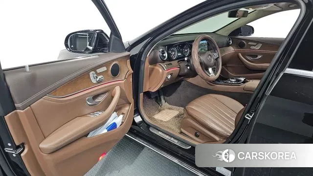 Mercedes-Benz E-Class W213 id 3647297 из Кореи 20