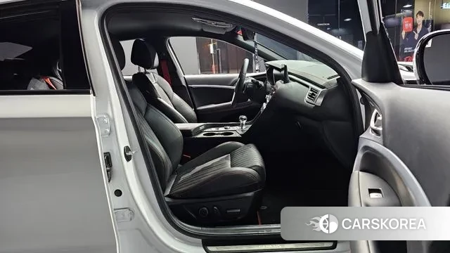 Genesis The New G70 id 3452628 из Кореи 20