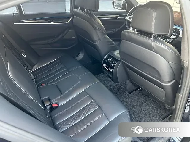 BMW 5 Series (G30) id 3467739 из Кореи 20