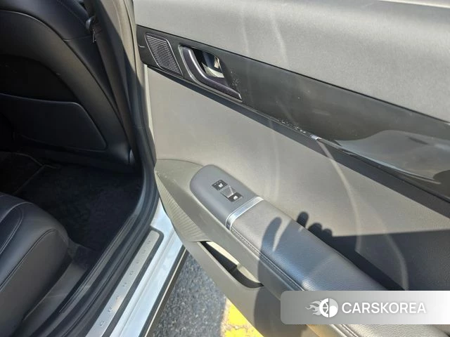 Hyundai Grandeur (GN7) id 3897448 из Кореи 18