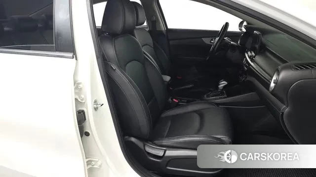 Kia Come New K3 id 3459042 из Кореи 20